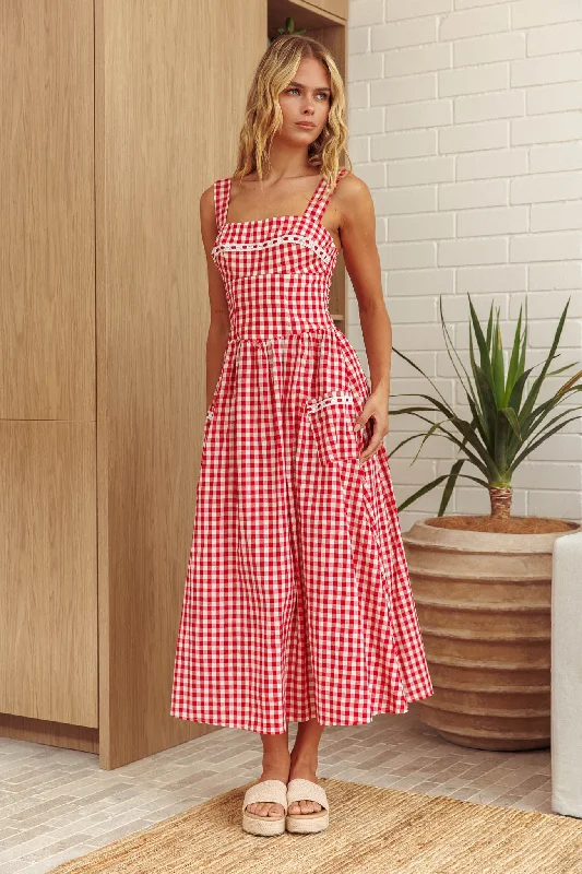 Elderflower Front Pocket Maxi Dress Gingham Red