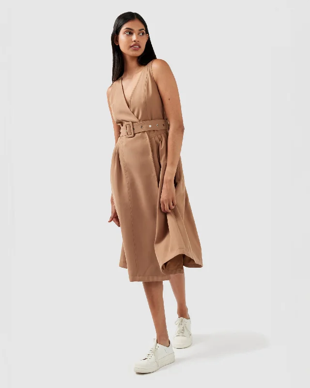 Miss Independence Midi Dress - Camel